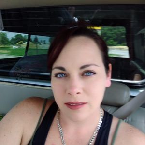 Meet your Posher, Donella